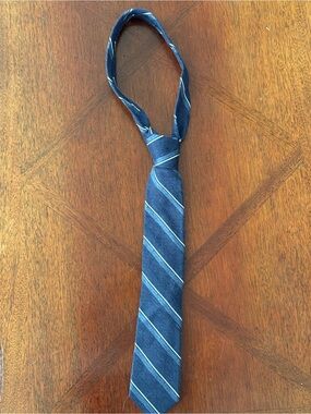 Lauren Ralph Lauren Navy Blue Striped Men’s Tie